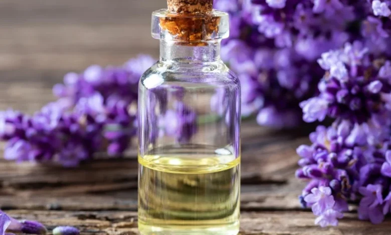 فوائد زيت اللافندر للشعر والتخلص من قشره فروه الرأس
