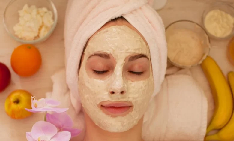 ماسكات لتفتيح البشرة الجافة والدهنية والمختلطة