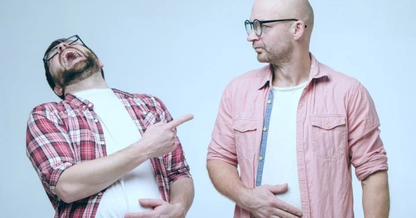 كيف تتعامل مع شخص يسخر منك