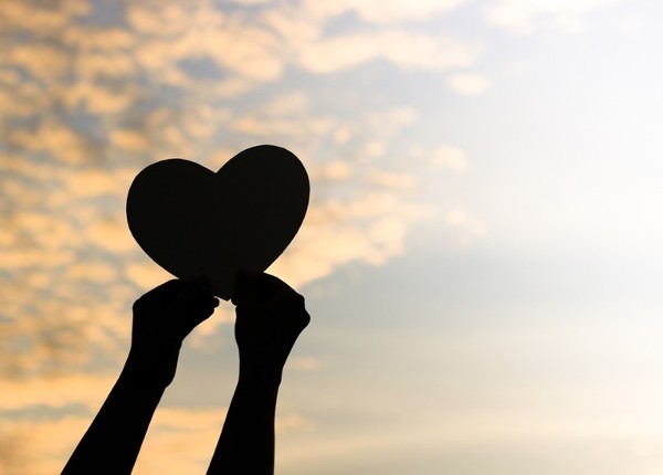 كيف تجعل الآخرين يحبونك من أسلوبك