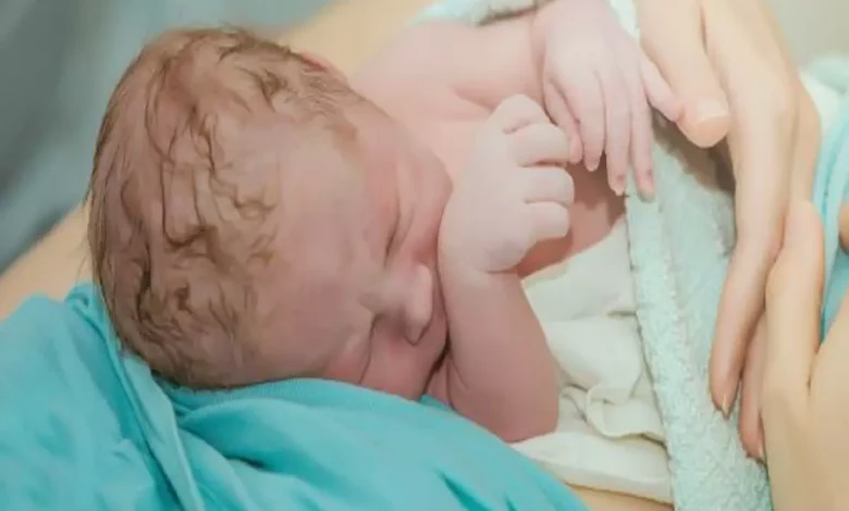 الولادة القيصرية الاسباب وعلاماتها ومخاطرها