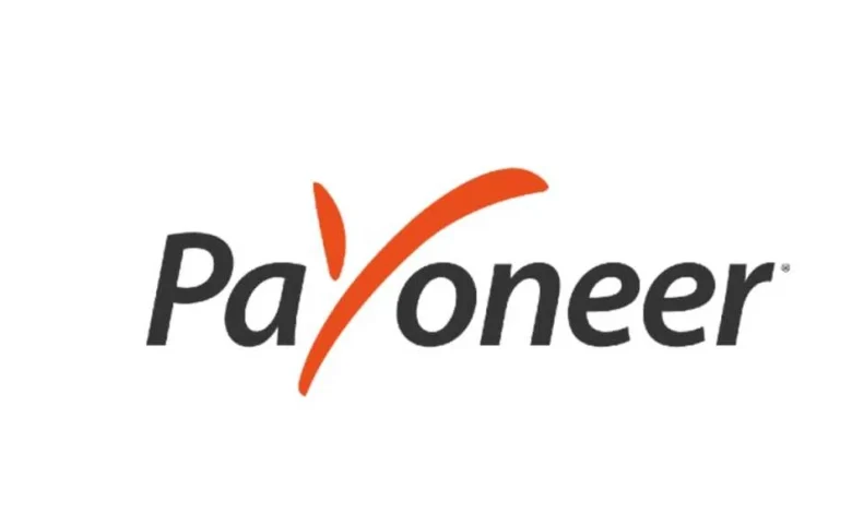 إنشاء حساب بايونير والحصول على بطاقة مصرفية مجاناً