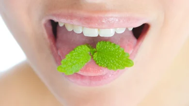 كيفية التخلص من رائحة الفم الكريهة