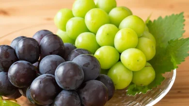 تفسير أكل العنب في المنام