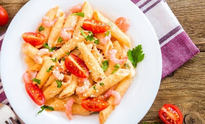 مكرونة بينك صوص بالروبيان