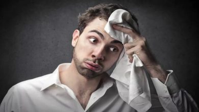 أسباب التعرق المفاجئ في الرأس والوجه