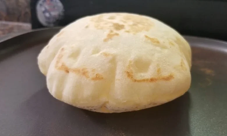 طريقة صنع الخبز العربي