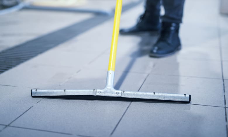 تفسير حلم الماء في ارضية البيت