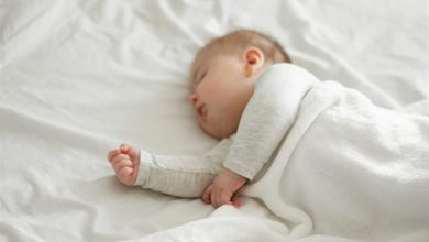 علاج ينزل البلغم مع البراز للاطفال