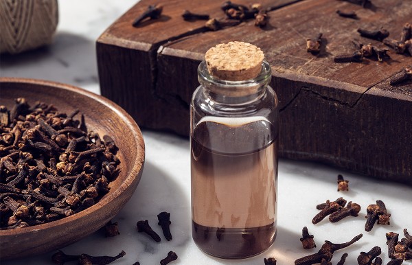 فوائد القرنفل للشعر