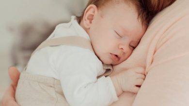 تفسير رؤية طفل في المنام للعزباء