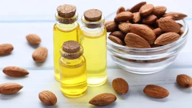 زيت اللوز المر