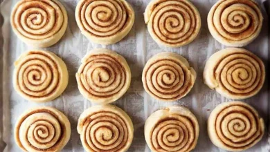 طريقة عمل عجينة السينابون الهشة