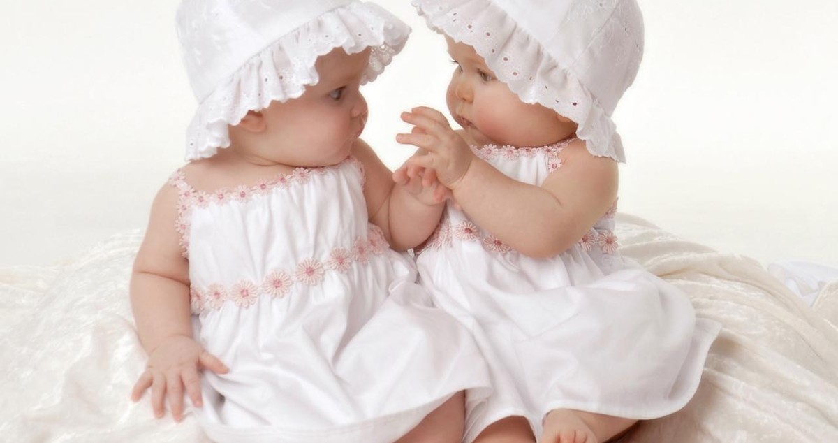 صور أجمل توأم بنات