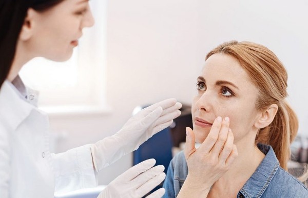 دكتور جلدية في دورتموند