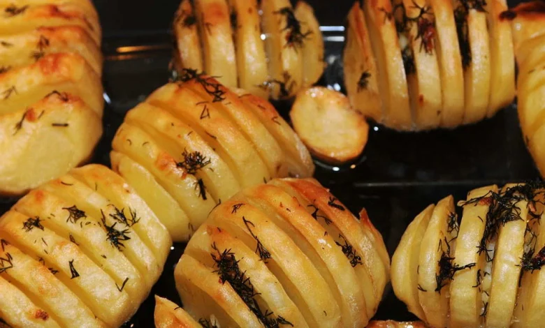 طريقة عمل بطاطس مشوية