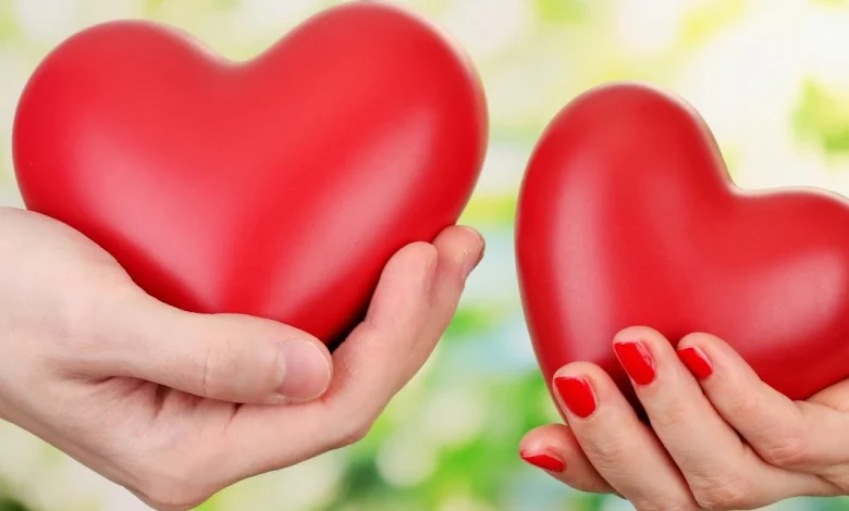 كيف اعترف لشخص بحبي