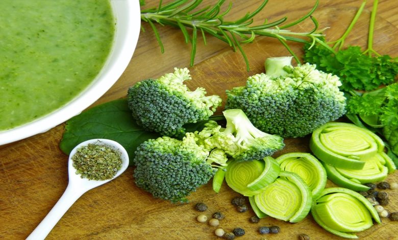 طريقة عمل شوربة البروكلي