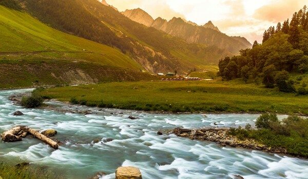 السياحة في كشمير