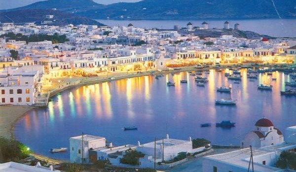 السياحة في ميكونوس