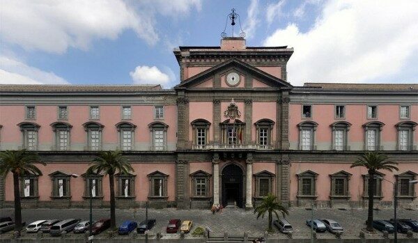 السياحة في نابولي