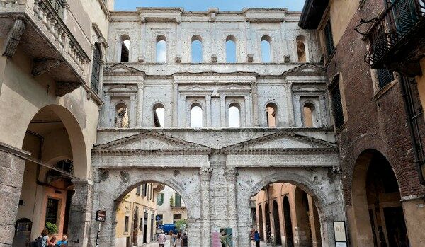 السياحة في فيرونا