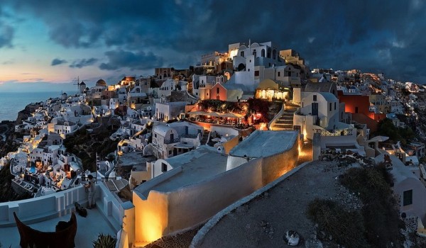 السياحة في سانتوريني