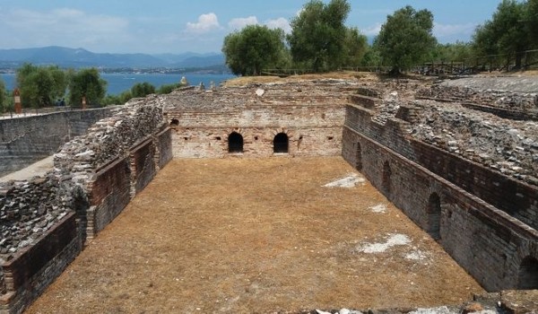 السياحة في سيرموني