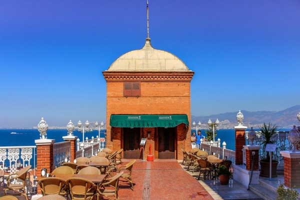 السياحة في ازمير التركية