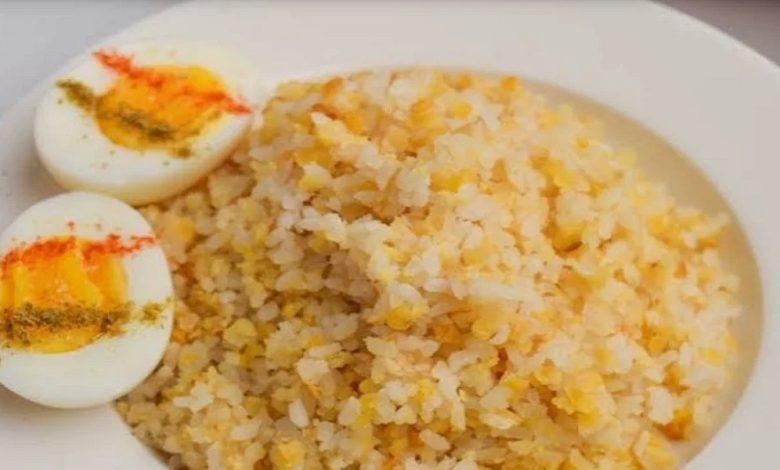 طريقة عمل الكشرى الأصفر