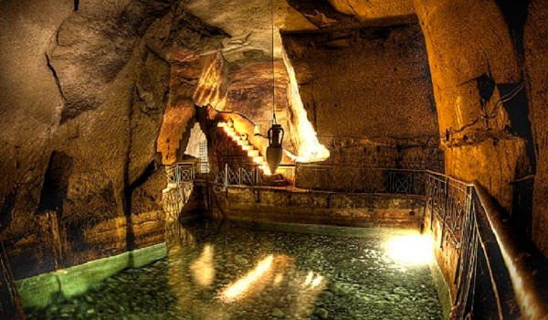 السياحة في نابولي