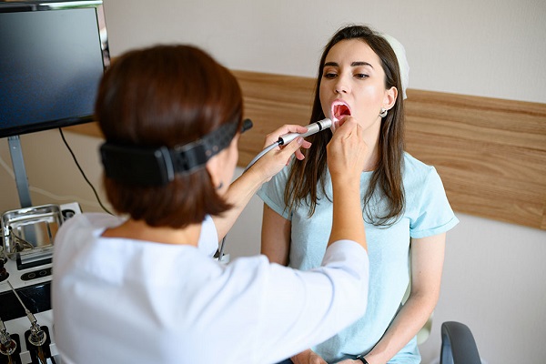 تخصص أنف واذن وحنجرة في النمسا