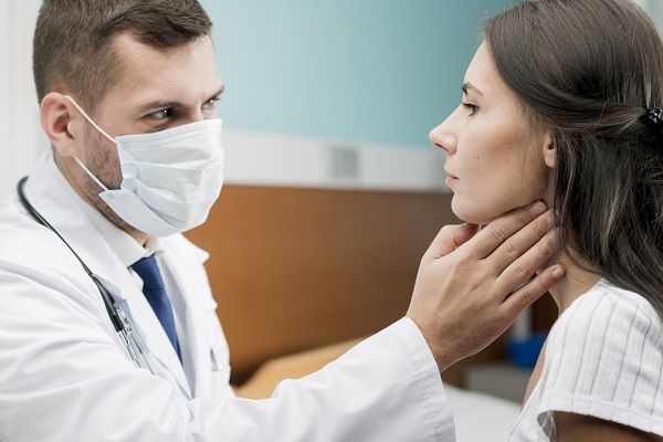 طبيب عربي أنف وأذن وحنجرة في باريس