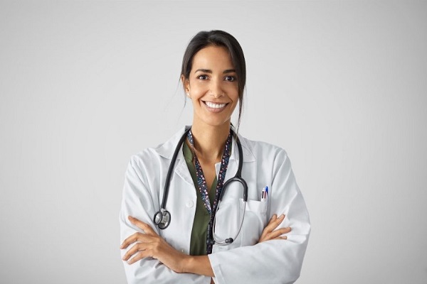 طبيب باطنية عربي في بيليفيلد