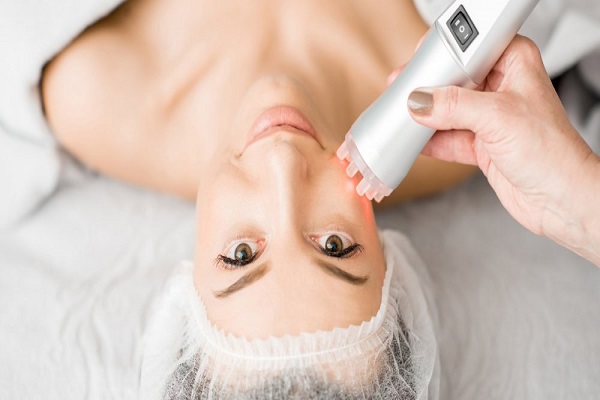 طبيب جلدية عربي في شتوتغارت