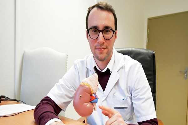 طبيب مسالك بولية عربي في بريمن