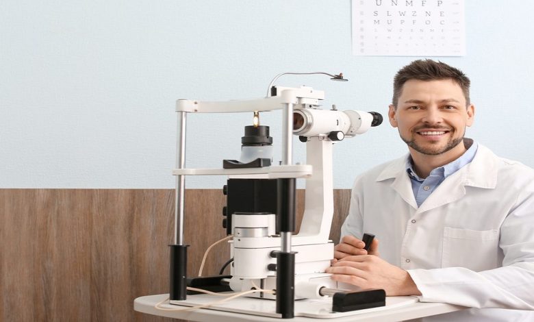 طبيب عيون عربي في مدينة بون