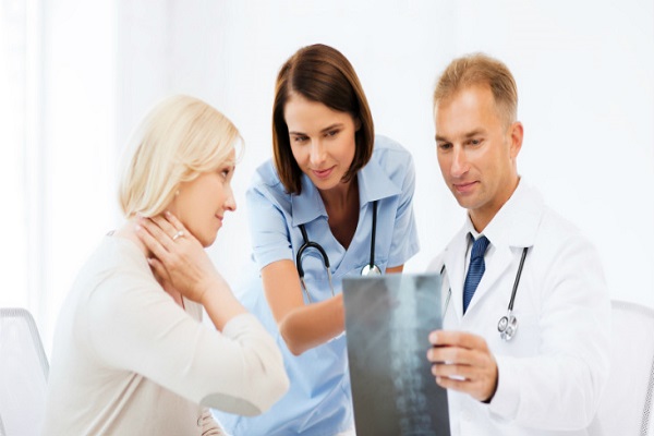 طبيب عربي عظمية في دوسلدورف