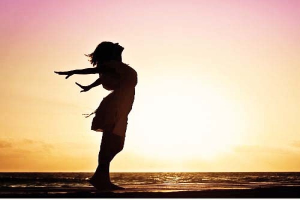 كلمات عن المرأة القوية