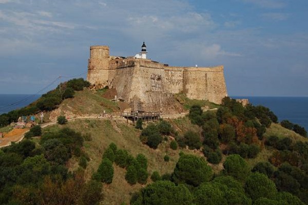 السياحة في مدينة طبرقة