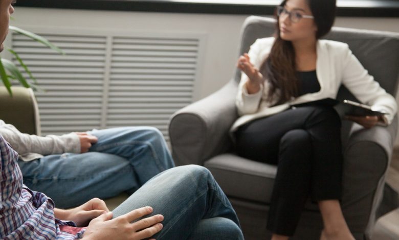 طبيب نفسي عربي في بيليفيلد