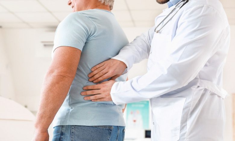 طبيب مسالك بولية عربي في بيليفيلد