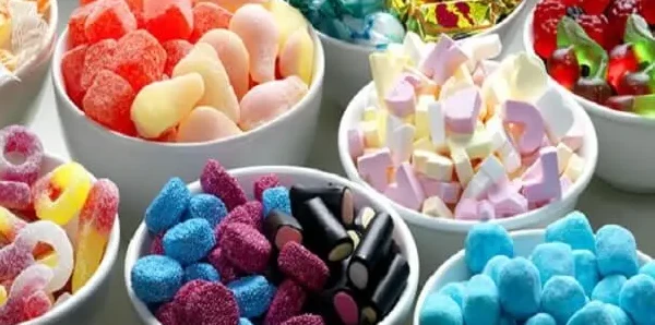 اكل الحلوى في المنام