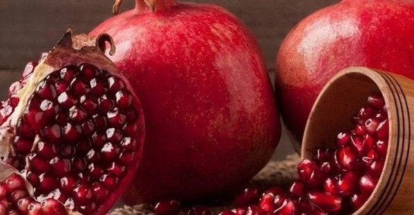 رؤية الرمان في المنام 