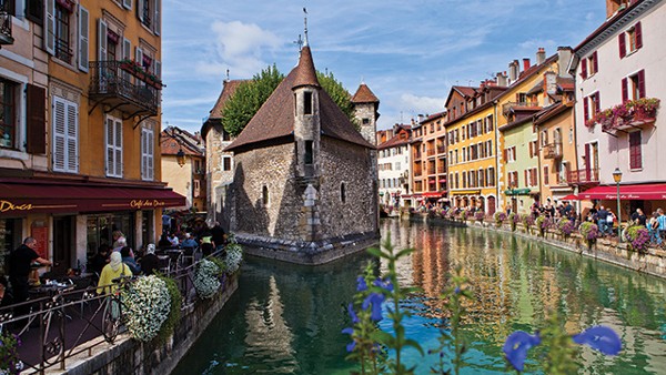 السياحة في انسي