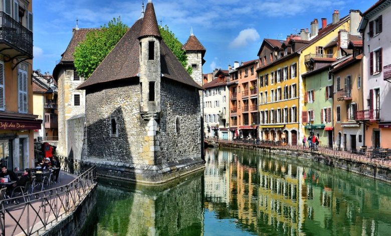 السياحة في انسي