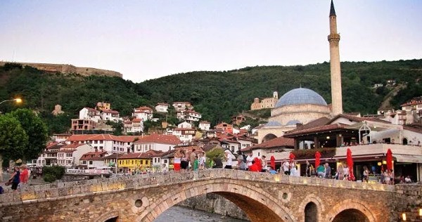 السياحة في كوسوفو