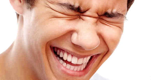 الضحك في المنام