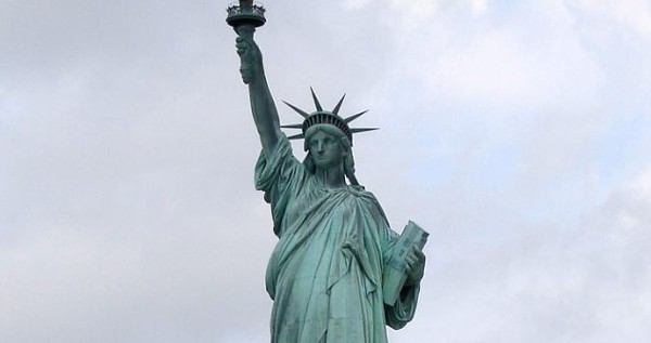 السياحة في نيويورك تمثال الحرية
