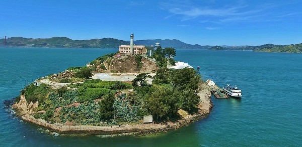 جزيرة ألكتراز